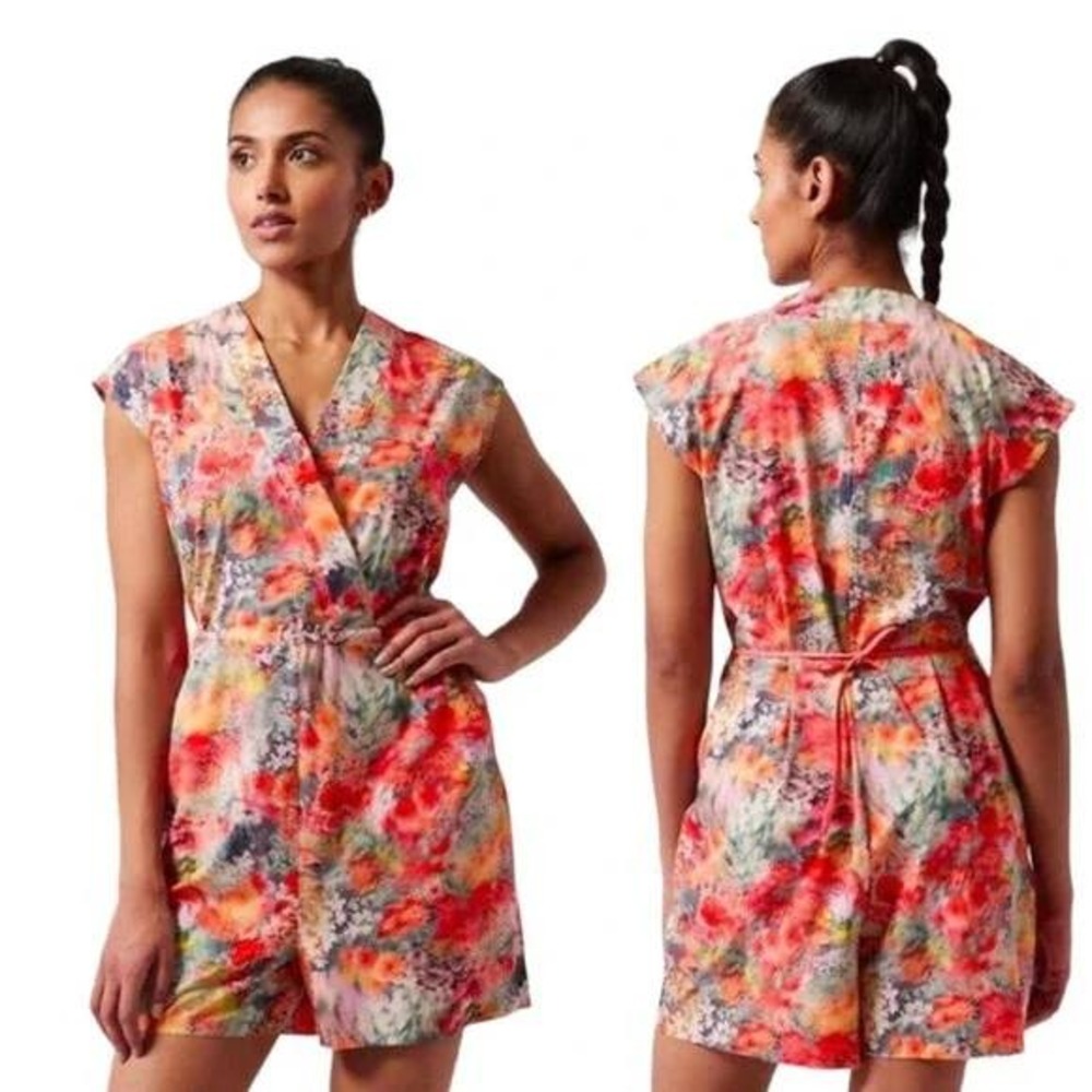 Athleta Floral Print V Neck Belted Short Marlow Romper‎ Women's Size Medium